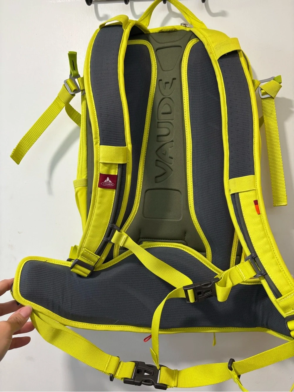 VAUDE Tracer 12 L Cycling Hiking Biking Pockets Hydration Backpack Bright Yellow